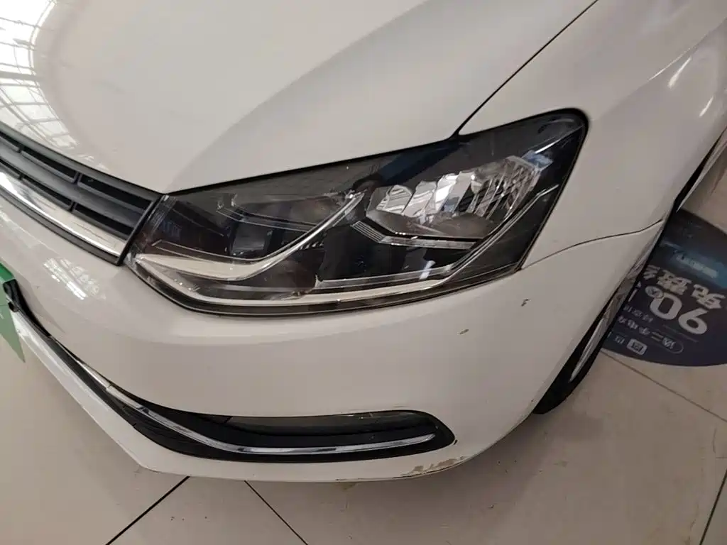Volkswagen Polo — миниатюра 24