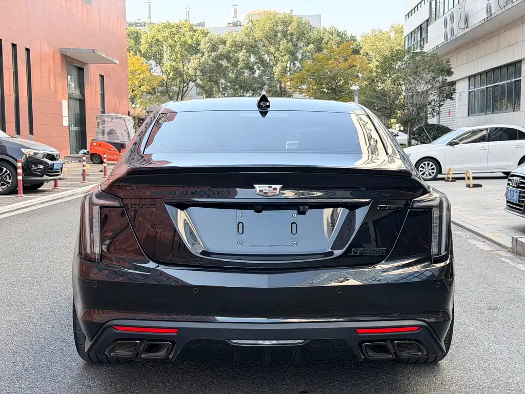 Cadillac CT5 — миниатюра 16