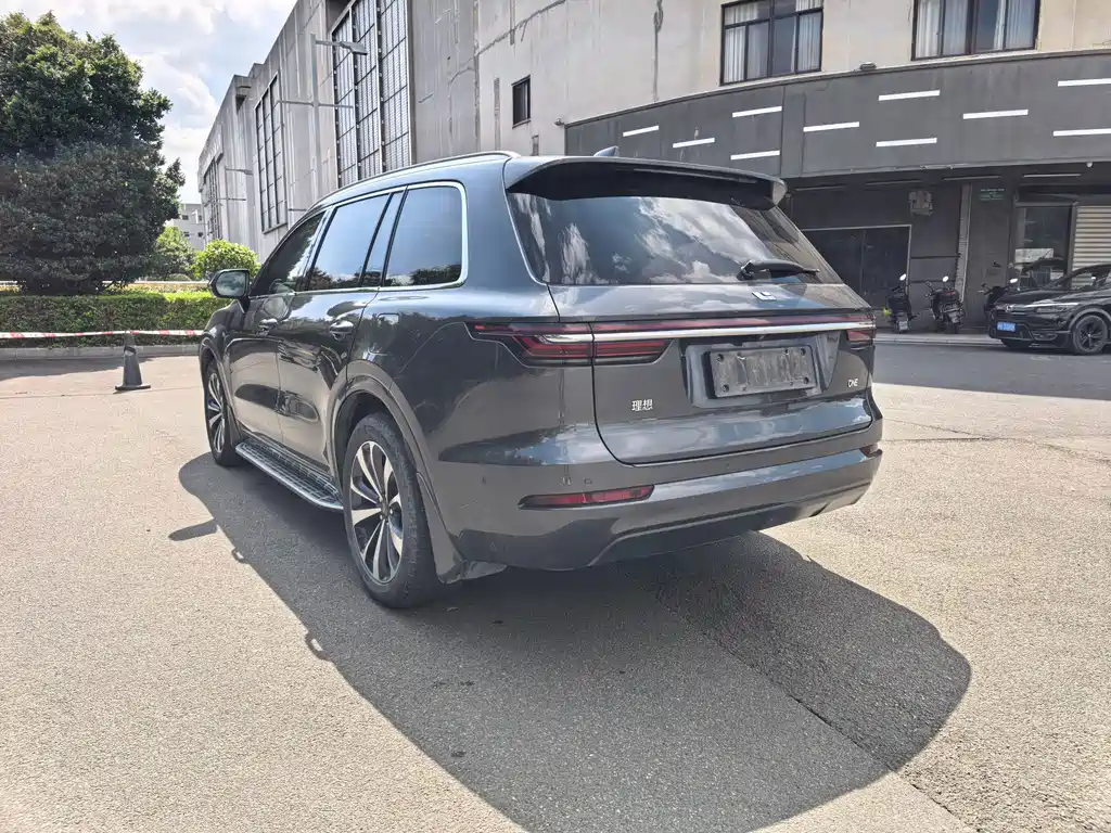 Li Auto Li ONE — миниатюра 11