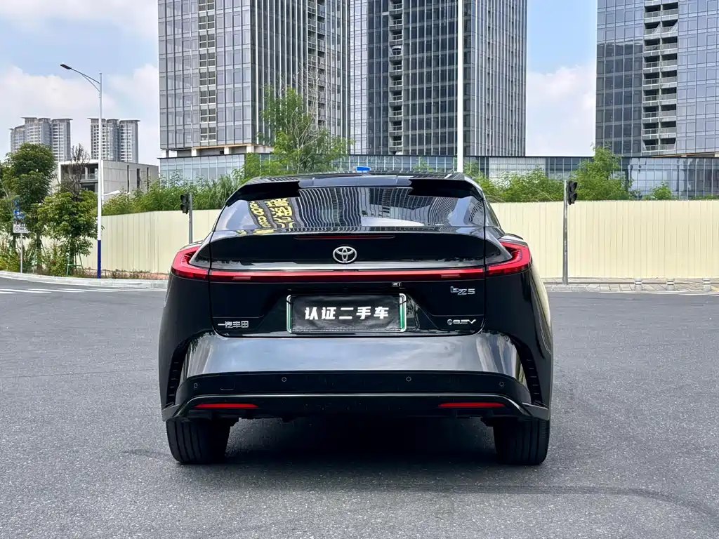 Toyota bZ5 — миниатюра 7