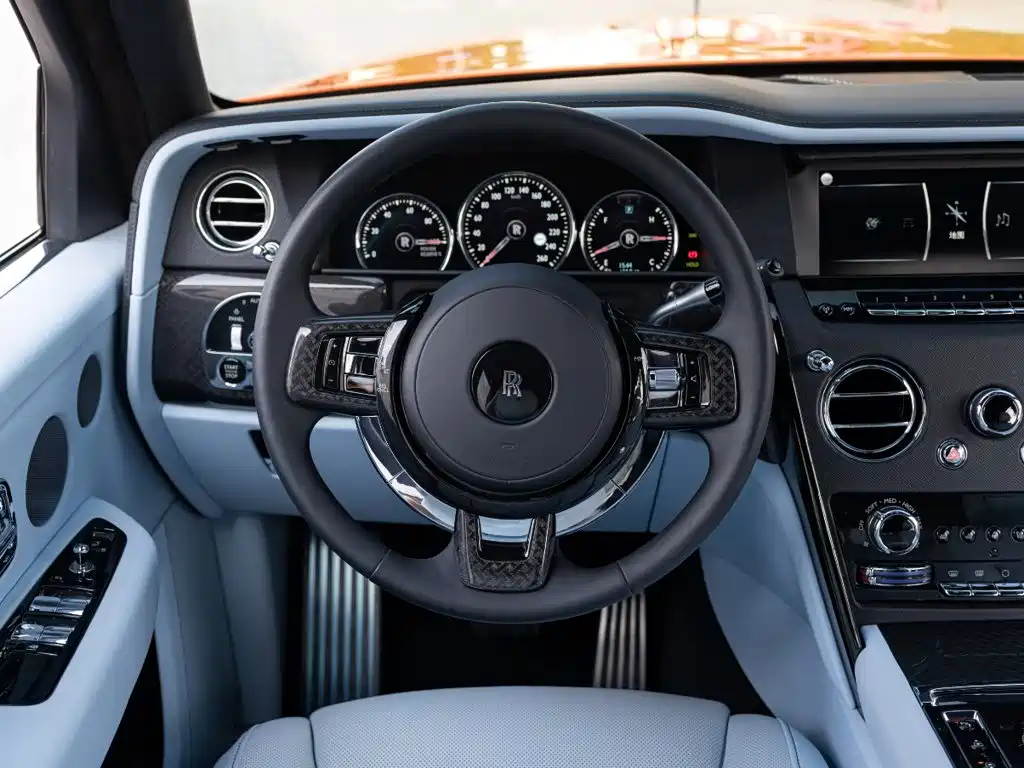 Rolls-Royce Cullinan — миниатюра 14