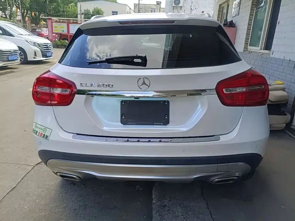 Mercedes-Benz GLA (Import) — миниатюра 6
