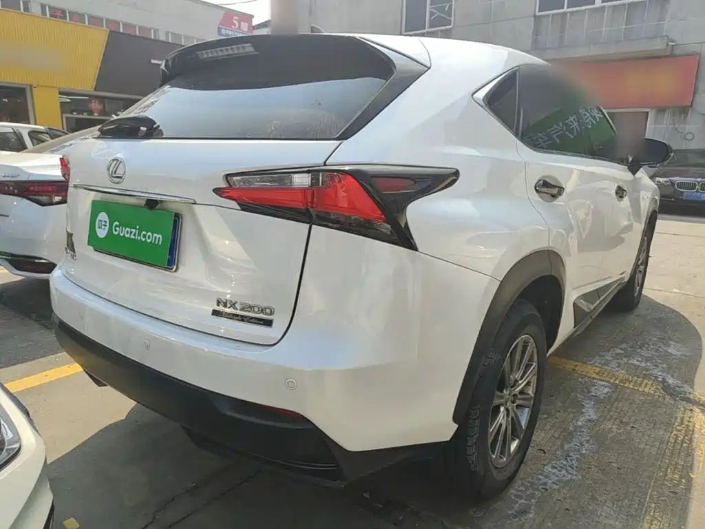 Lexus NX — миниатюра 7