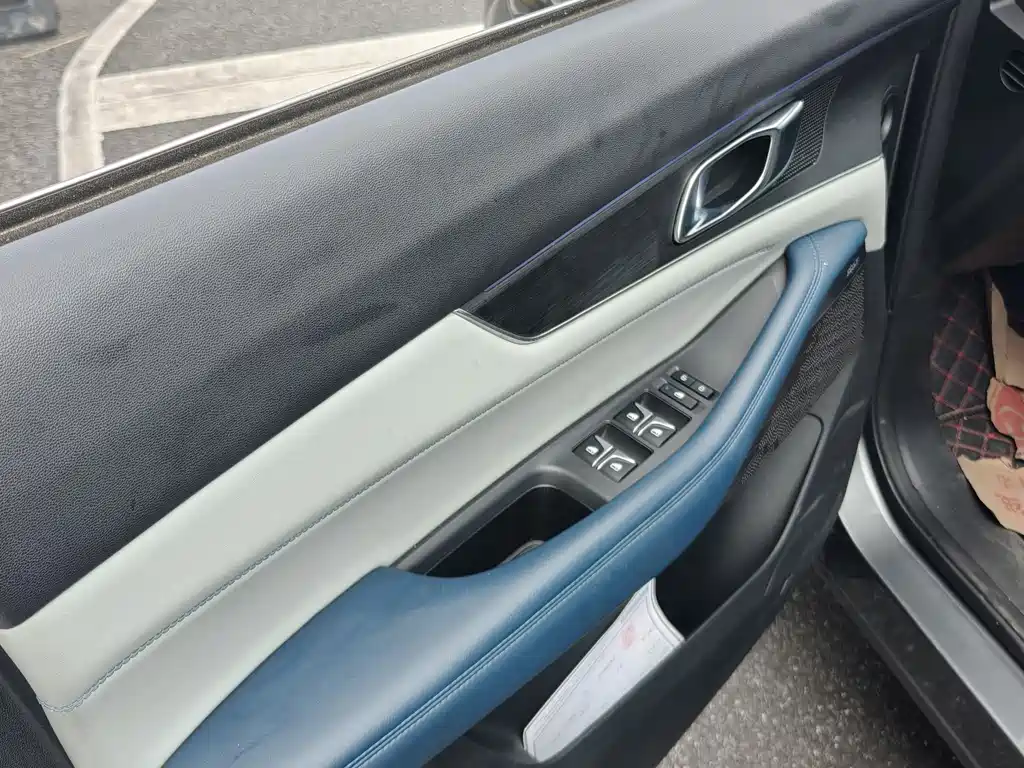 Changan UNI-K iDD 2023 iDD 1.5T 135km