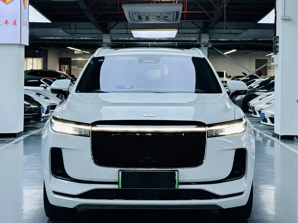 Li Auto Li ONE — миниатюра 2
