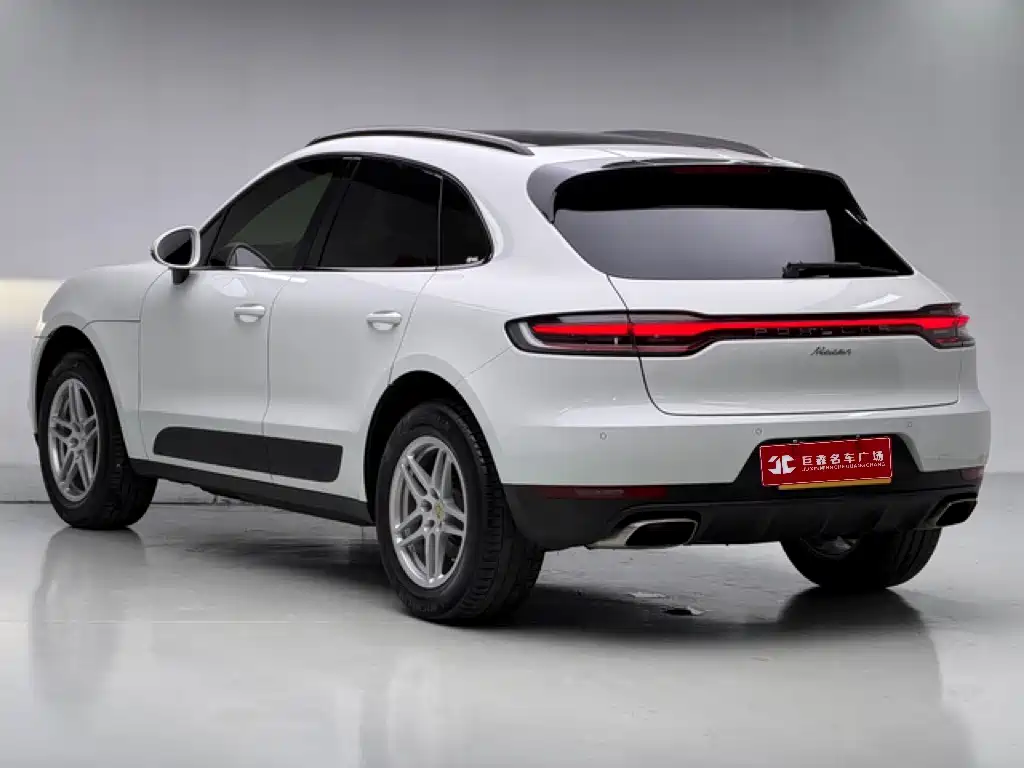 Porsche Macan — миниатюра 2