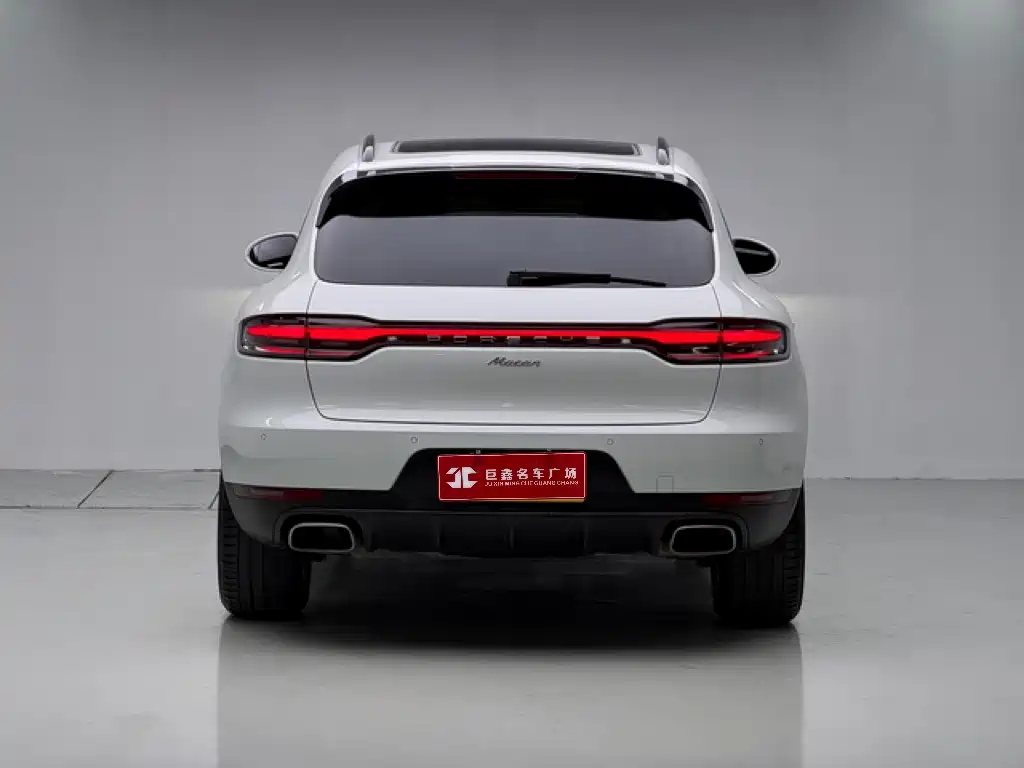 Porsche Macan — миниатюра 4