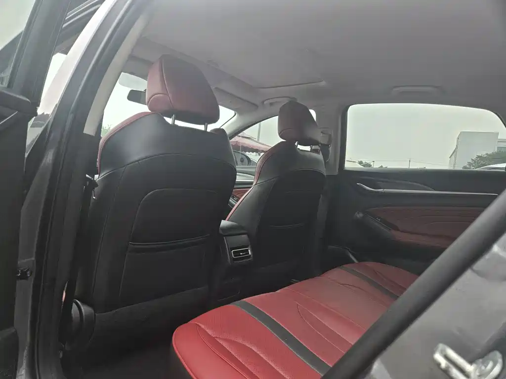 Changan Eado — миниатюра 9