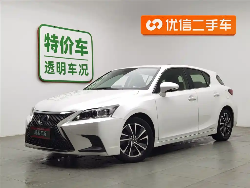 LEXUS CT