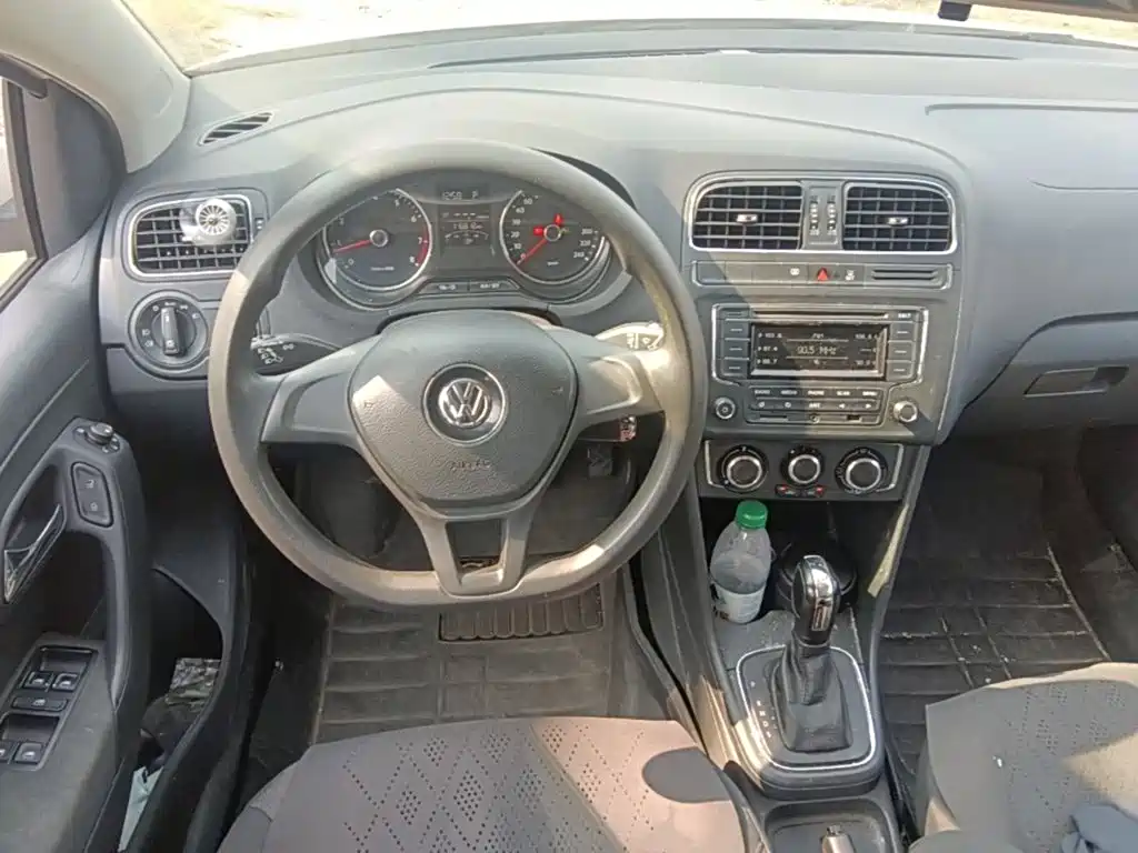Volkswagen Polo — миниатюра 15