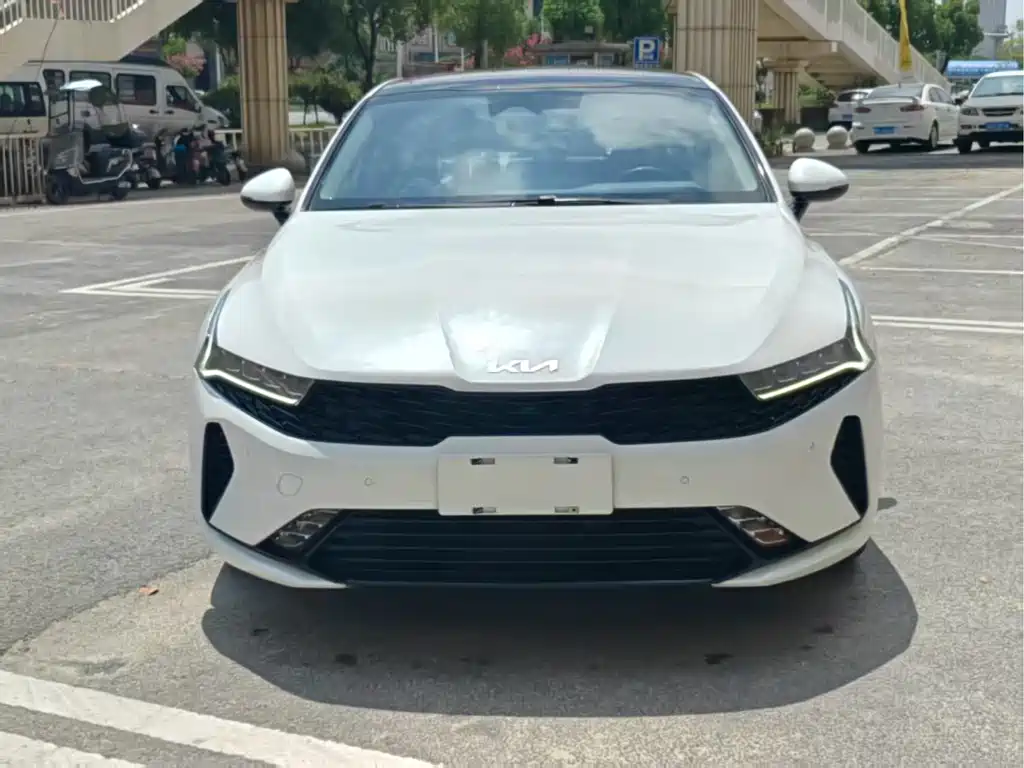 Kia K5 — миниатюра 2