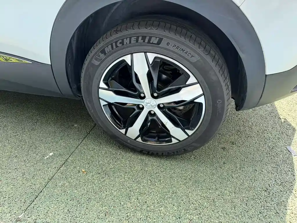 Peugeot 4008 — миниатюра 8
