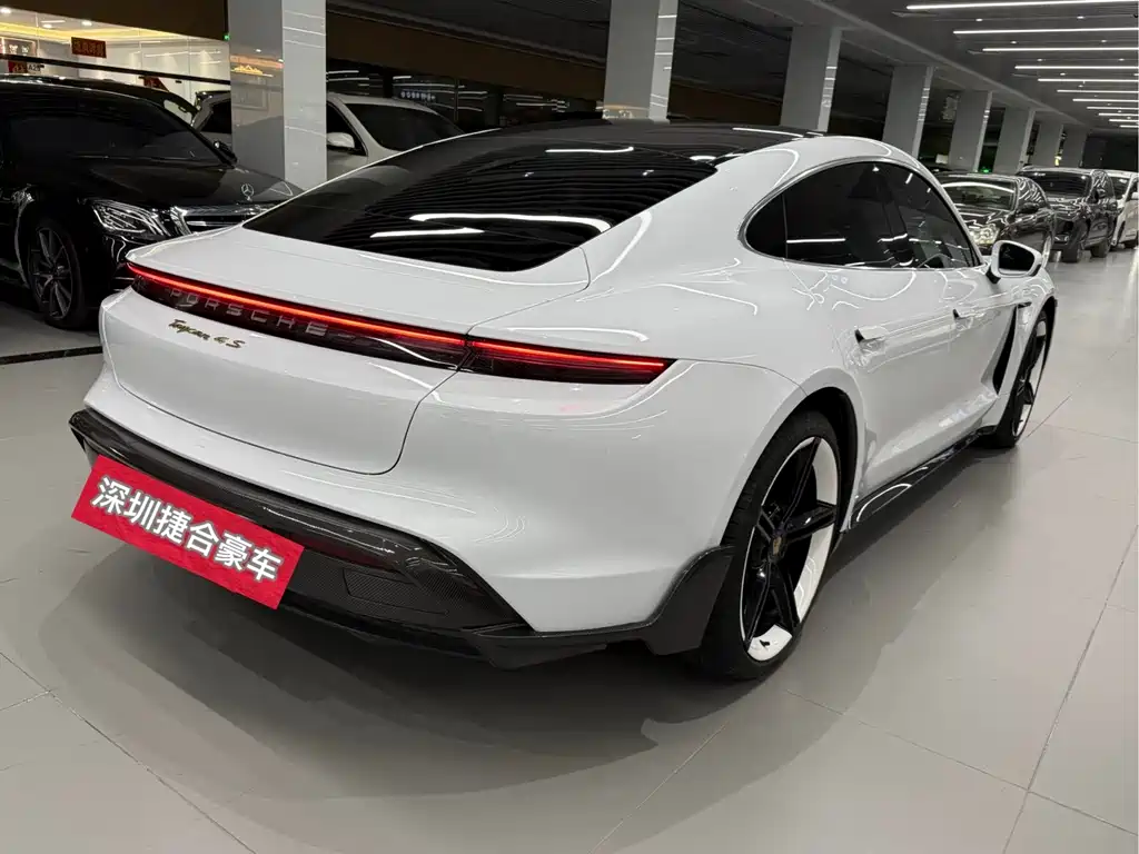 Porsche Taycan 2022 Taycan 4S