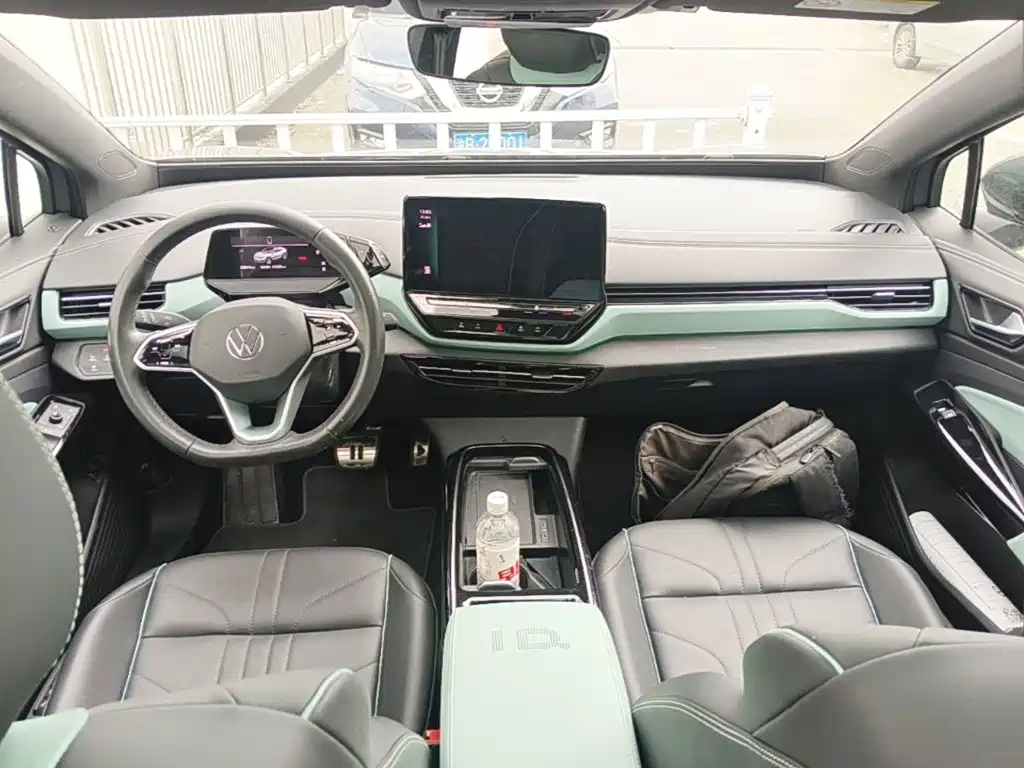 Volkswagen ID.4 X — миниатюра 10
