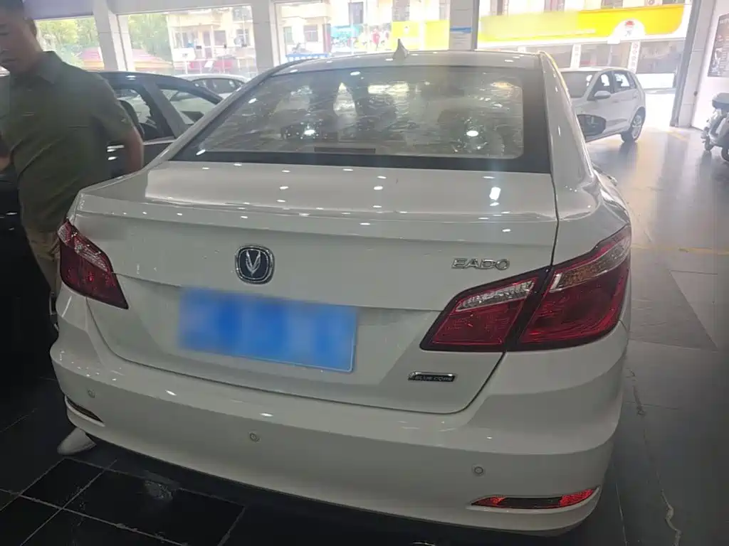 Changan Eado — миниатюра 6