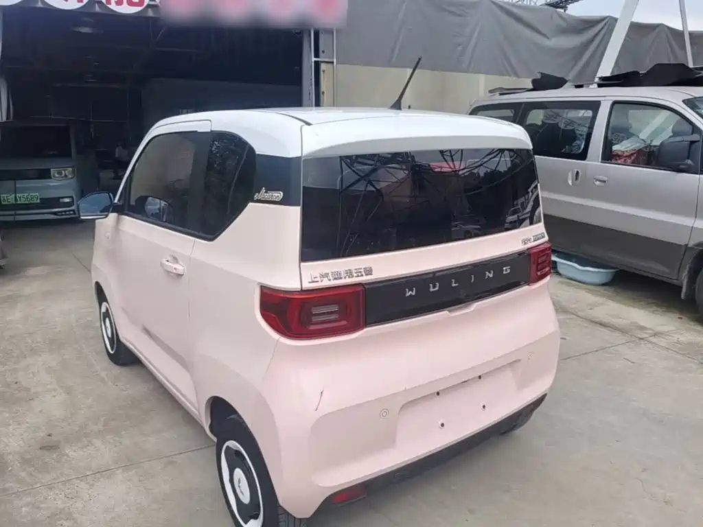 Wuling MINIEV — миниатюра 5
