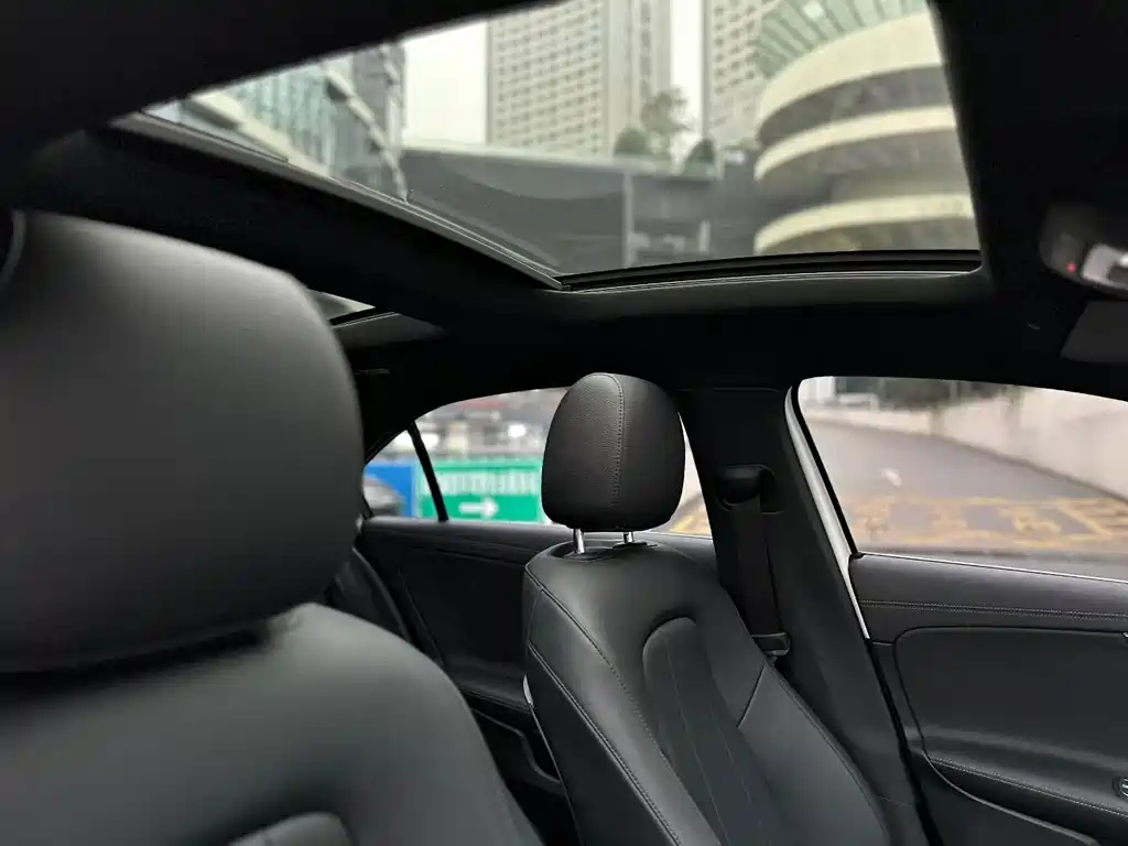 Mercedes-Benz A-Class — миниатюра 7