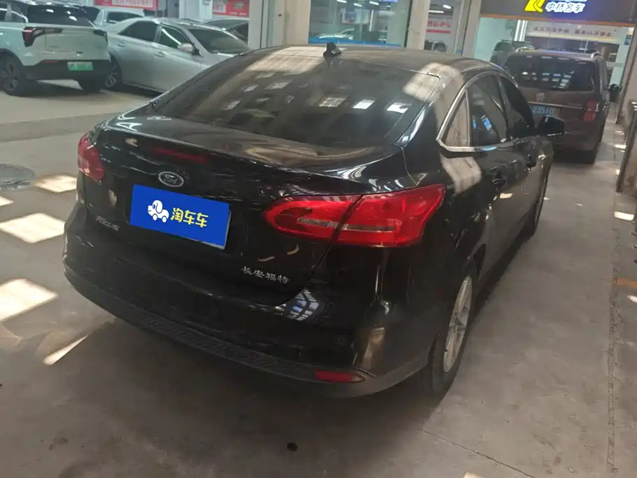 Ford Focus — миниатюра 3