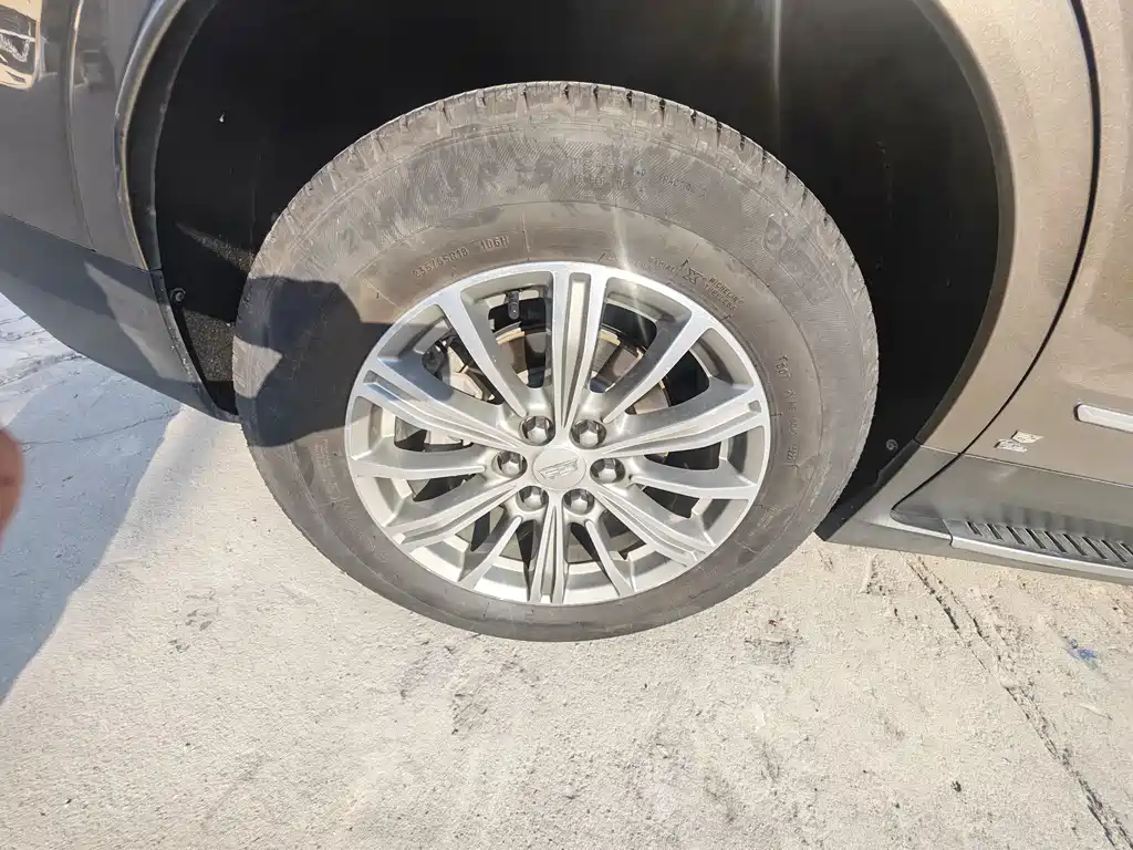 Cadillac XT5 — миниатюра 14