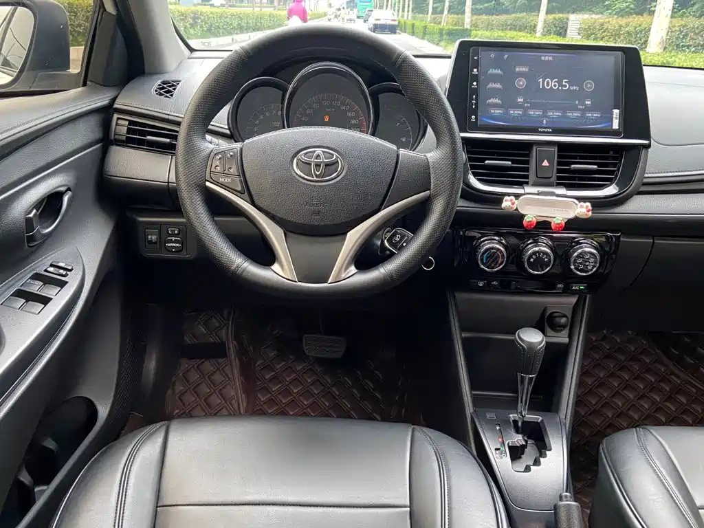 Toyota Vios FS — миниатюра 8