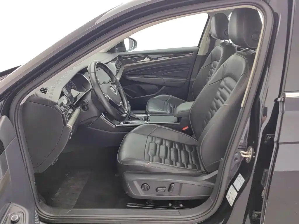 Volkswagen Passat — миниатюра 10