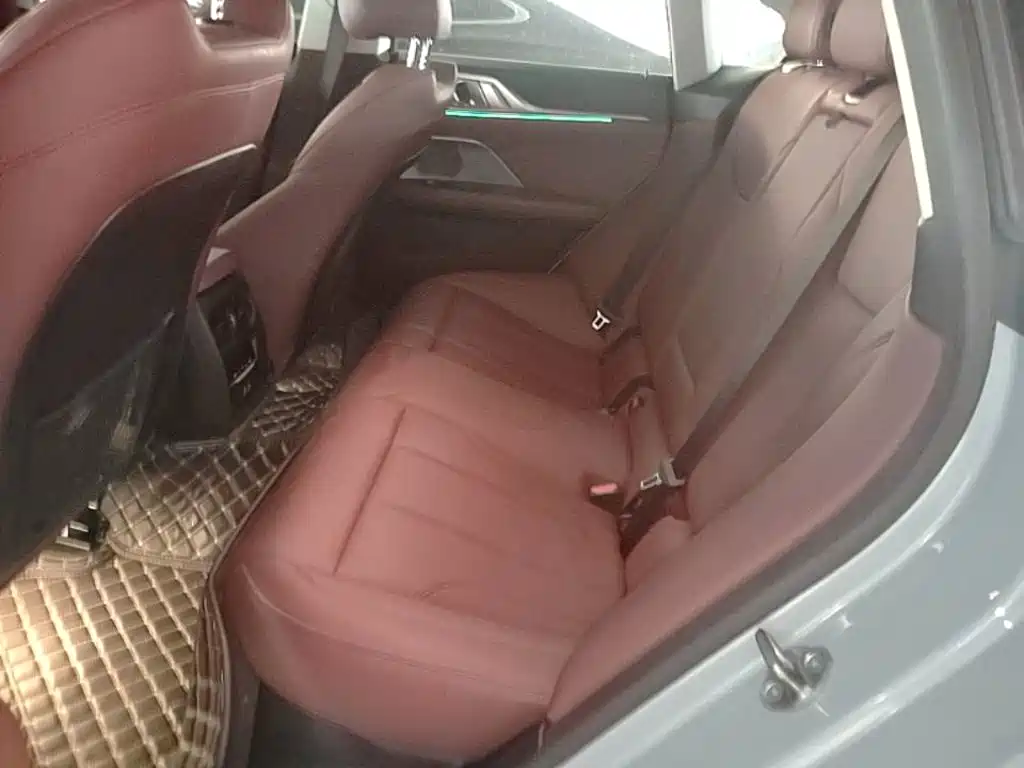 BMW 4 Series — миниатюра 17