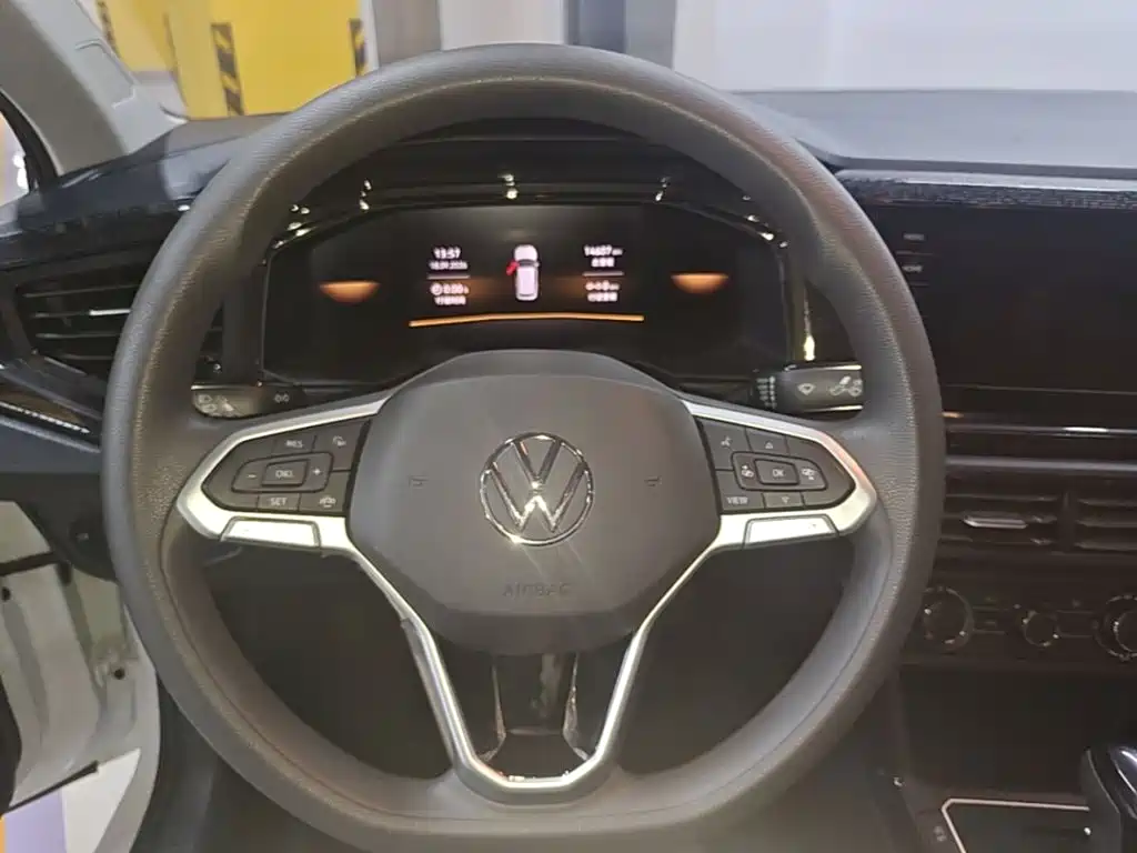 Volkswagen Lavida — миниатюра 11