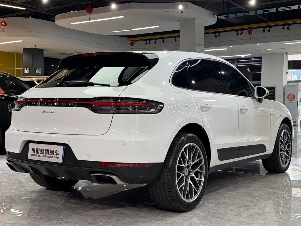 Porsche Macan — миниатюра 16