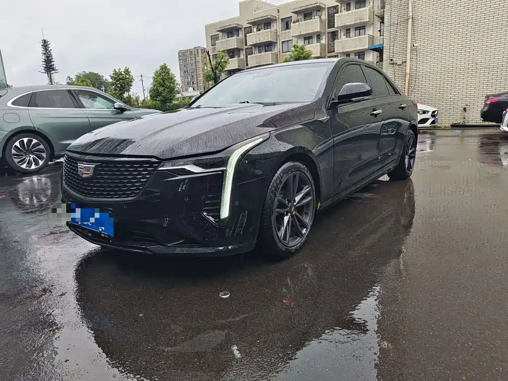 Cadillac CT4