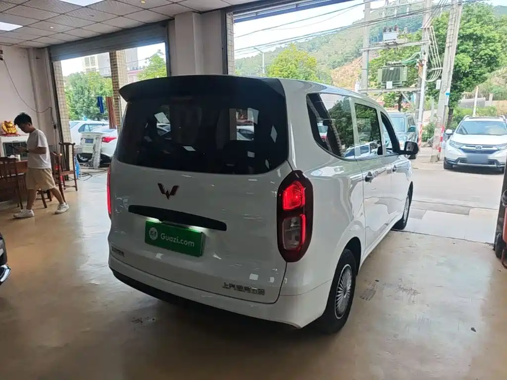 Wuling Hongguang EV — миниатюра 7