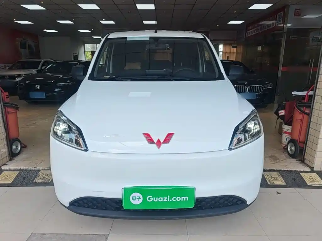Wuling Hongguang EV — миниатюра 3