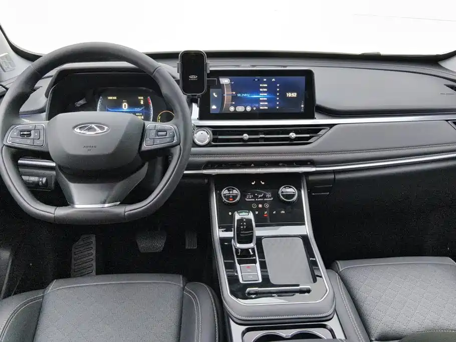 Chery Tiggo 8 — миниатюра 12