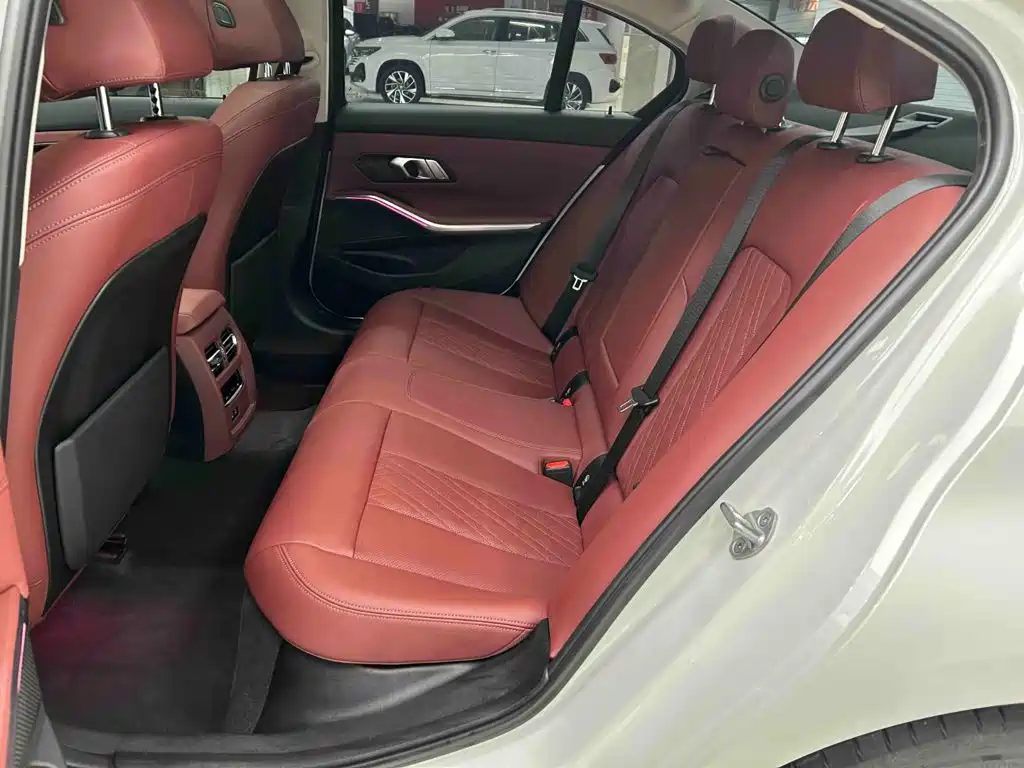 BMW 3 Series — миниатюра 20