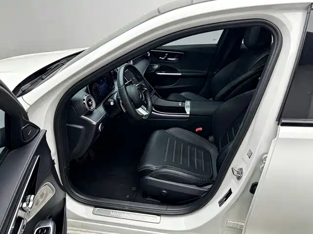 Mercedes-Benz C-Class — миниатюра 8