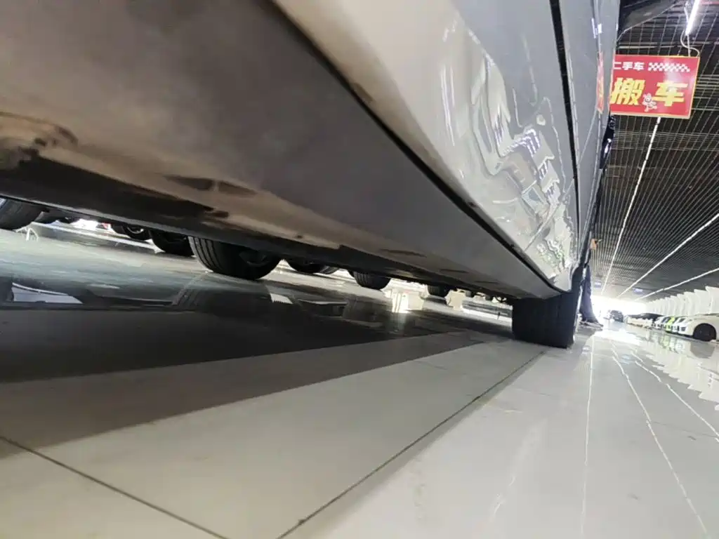BYD L EV — миниатюра 21