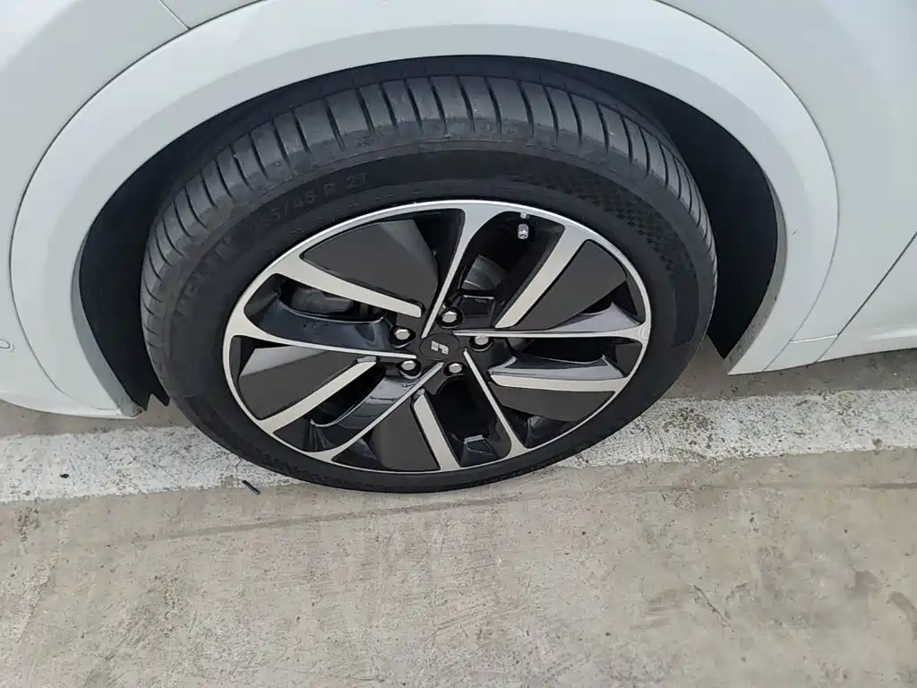 Li Auto Li L7 — миниатюра 23