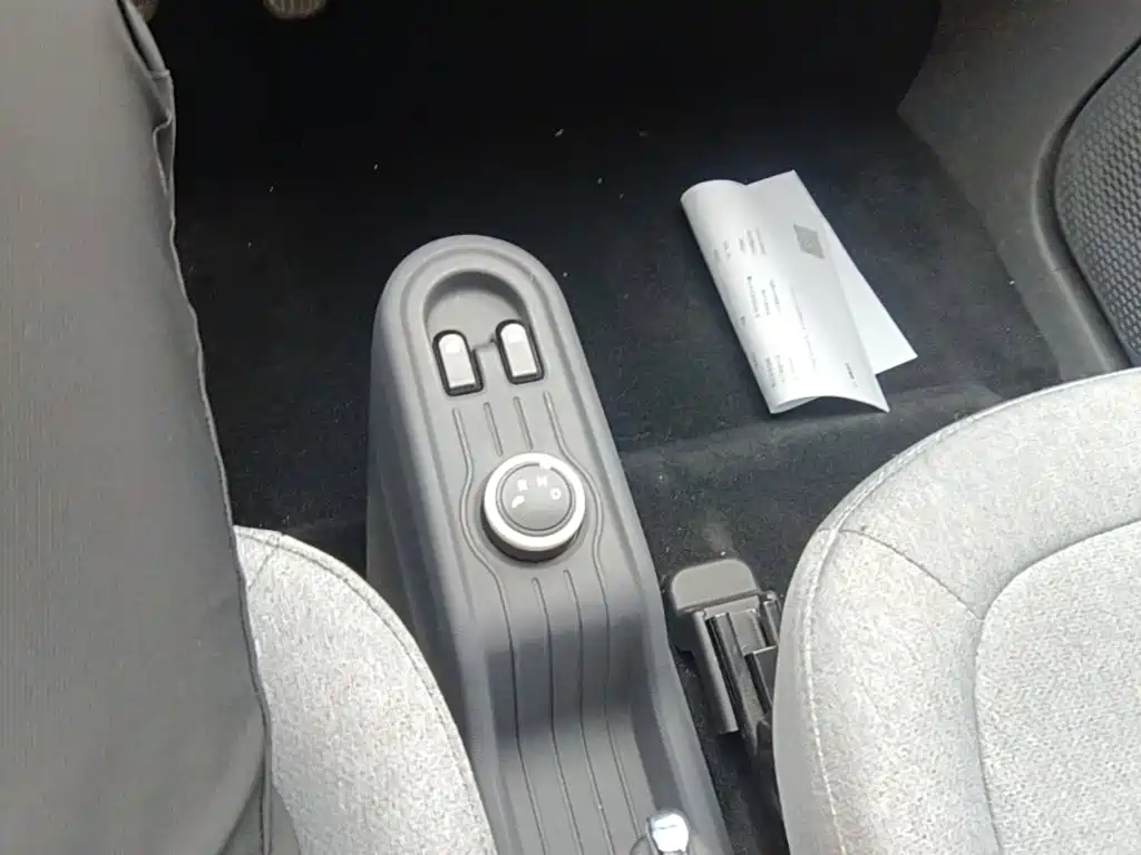 Wuling MINIEV — миниатюра 14