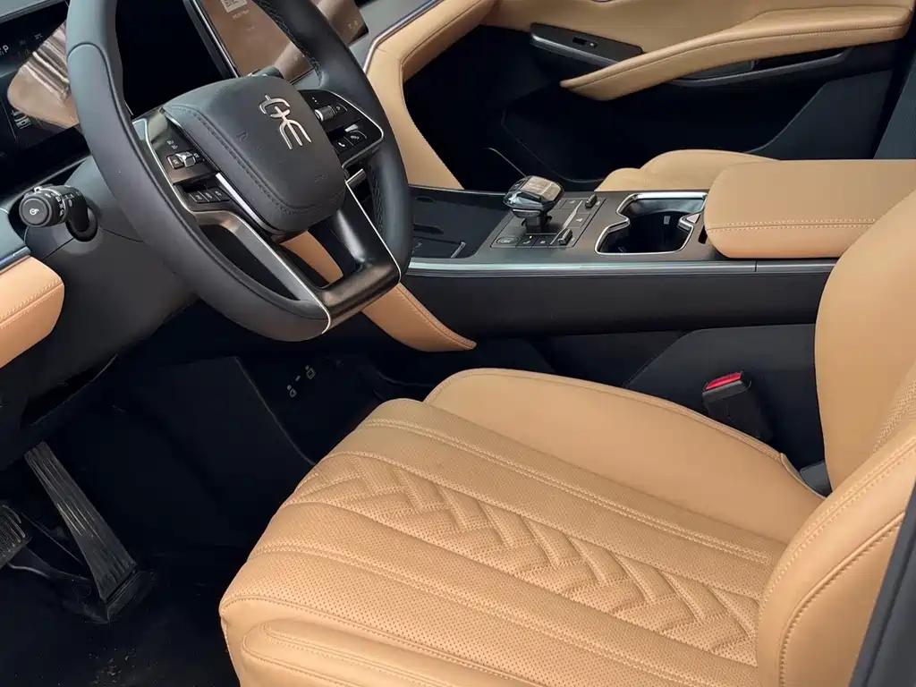 BYD L DM-i — миниатюра 5