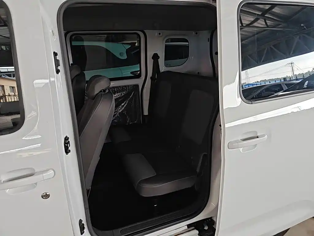 Wuling Zhiguang EV — миниатюра 17