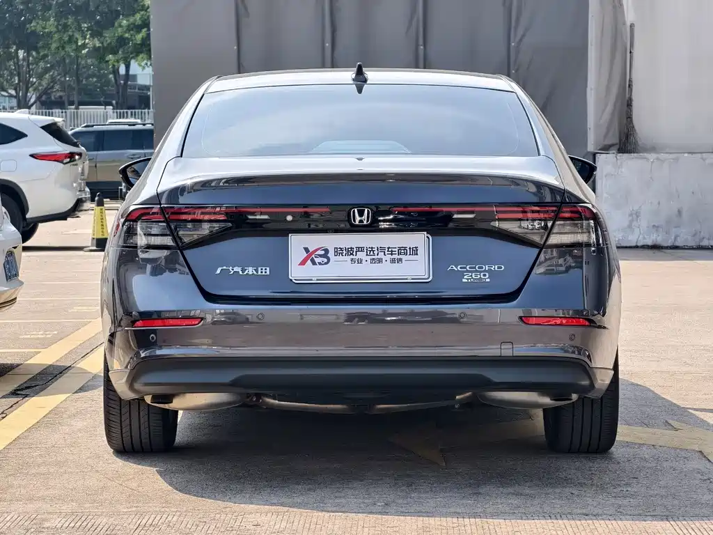 Honda Accord — миниатюра 5