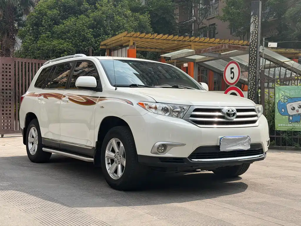 Toyota Highlander 2014