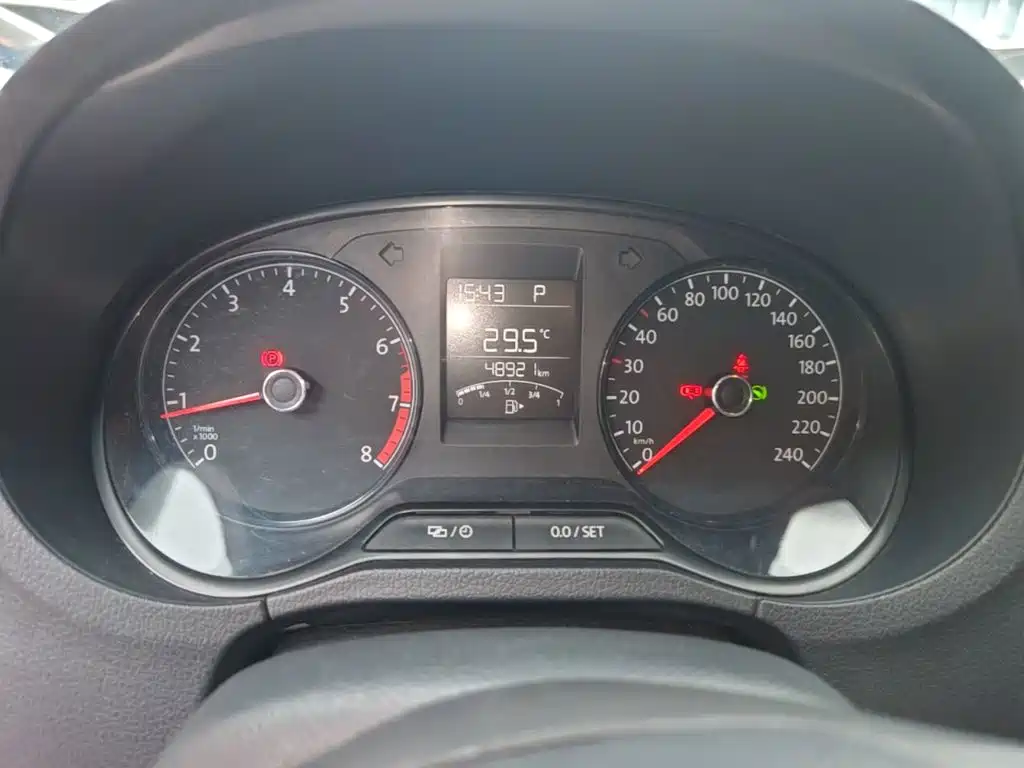 Volkswagen Polo — миниатюра 12