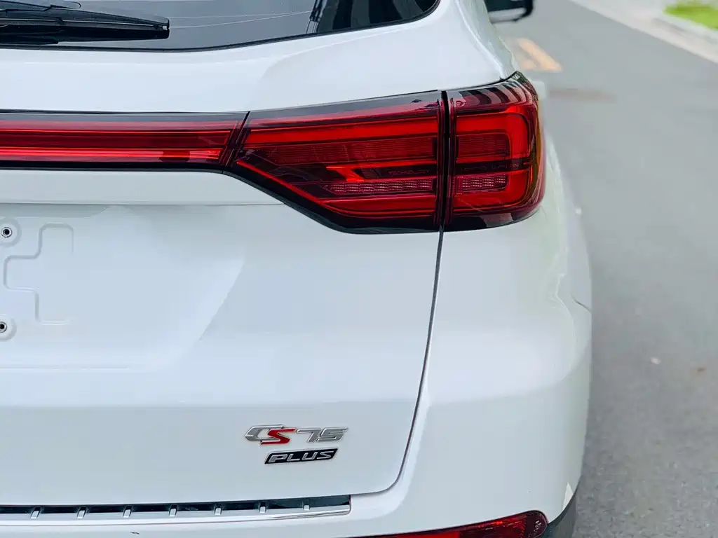 Changan CS75 — миниатюра 7