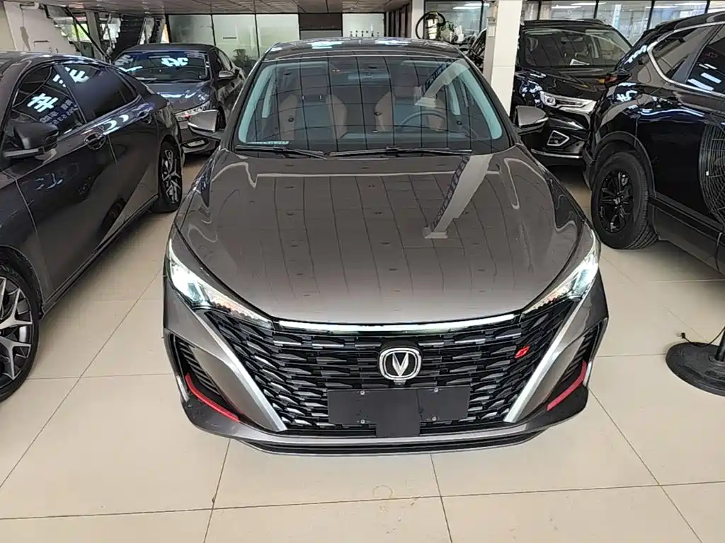 Changan Eado — миниатюра 3