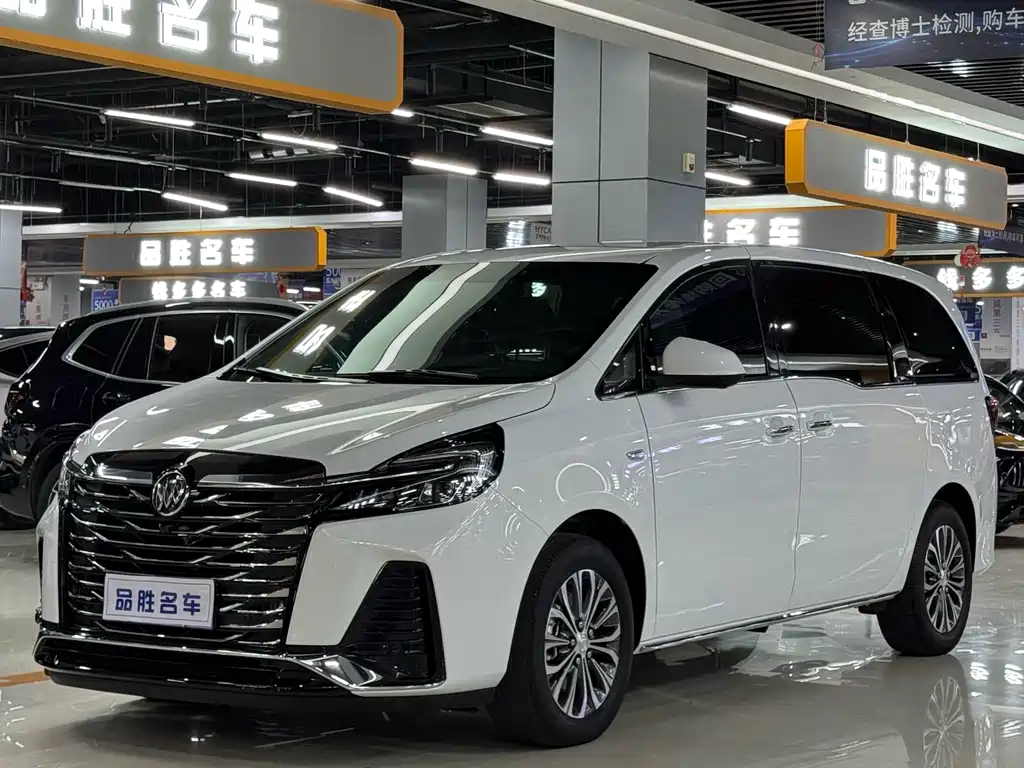 Buick GL8 2024