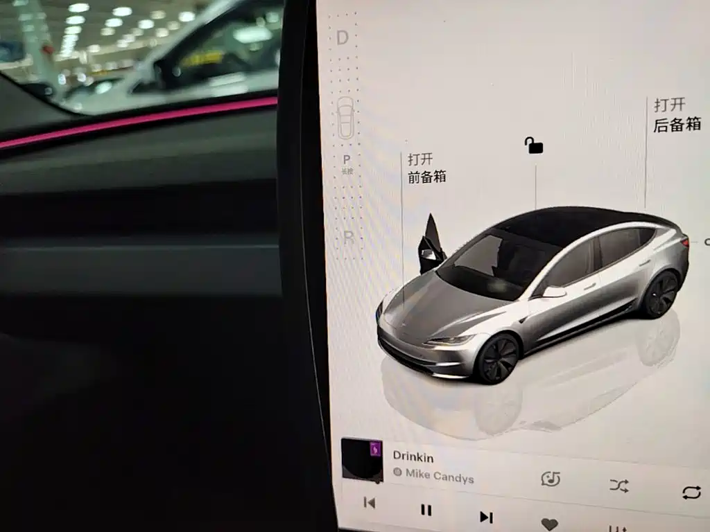 Tesla Model 3 — миниатюра 14