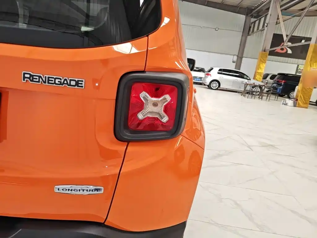 Jeep Renegade — миниатюра 8