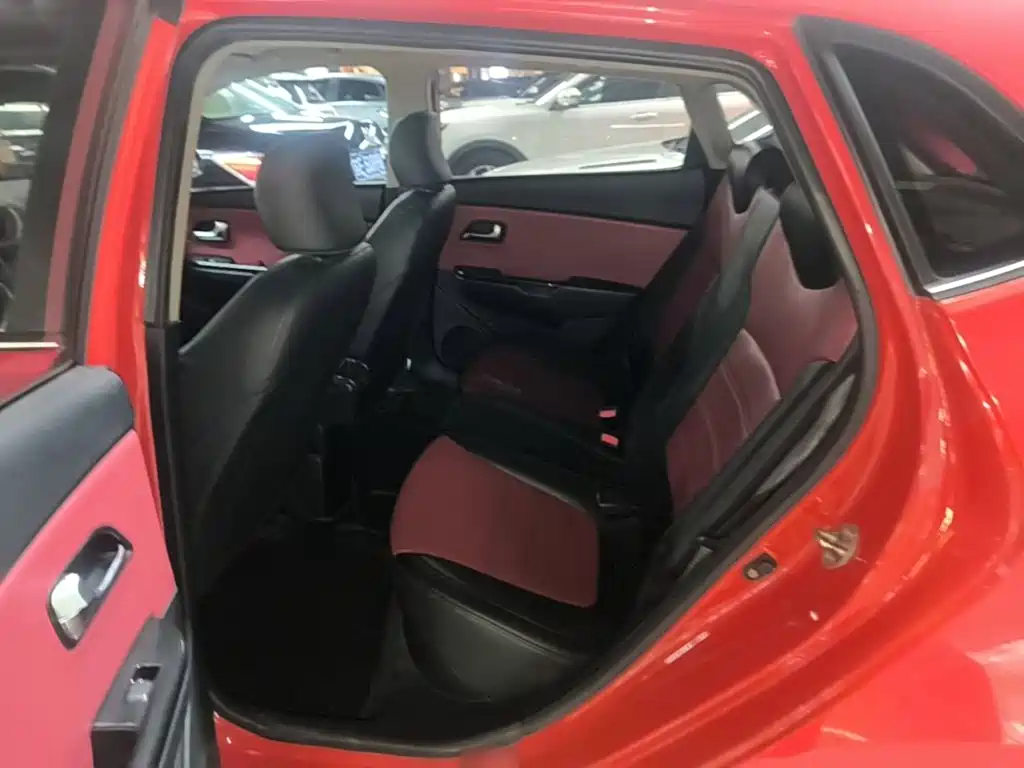 Kia K2 — миниатюра 17