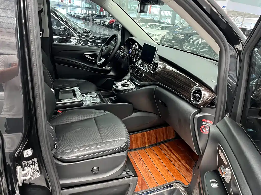 Mercedes-Benz V-Class V 2017 V 260