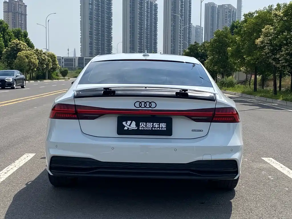 Audi A7 2023 55 TFSI quattro Premium